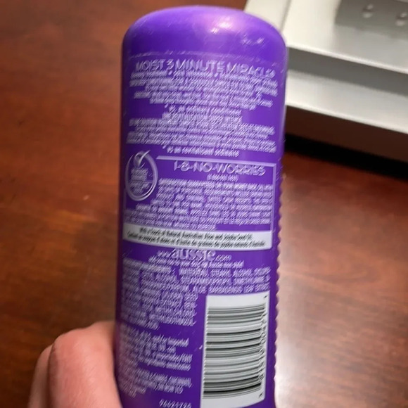 NWT Aussie 3 Min Miracle moist deep treatment for your hair - Picture 4 of 5